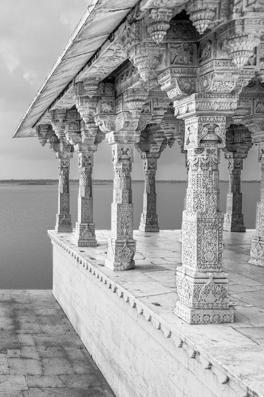 Beautiful engravings on the pillars and underside of the roof at one of the pavilions on Rajsamand embankment